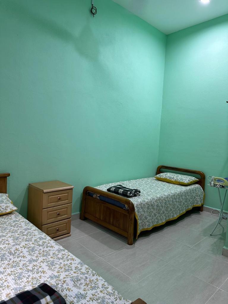 Homestay Haji Noor タナ・メラ エクステリア 写真