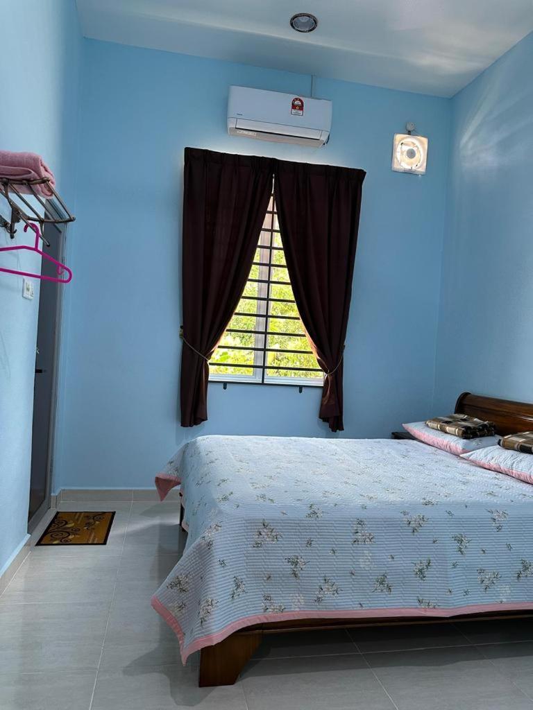 Homestay Haji Noor タナ・メラ エクステリア 写真